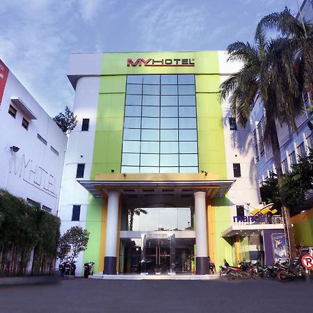 My Hotel Jakarta Exterior foto